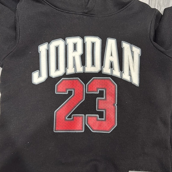 Jordan Set - Picture 2 of 3
